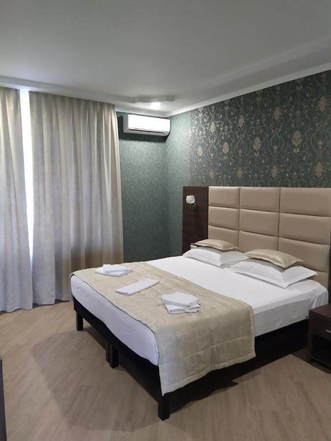 Гостевой Дом Kosmos Hotel Apsheronsk Eksteriør billede